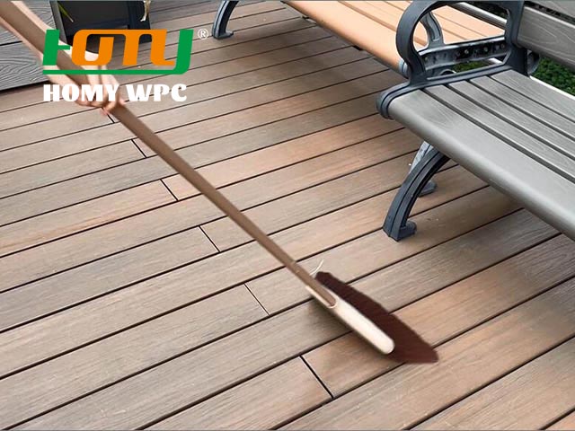 How to maintenance wpc decking