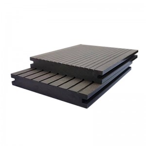 Traditional Outdoor WPC Decking
